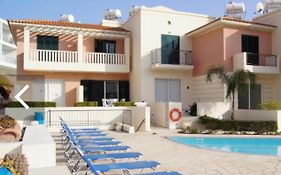 2 Bedroom Townhouse Lower Peyia Paphos Cyprus